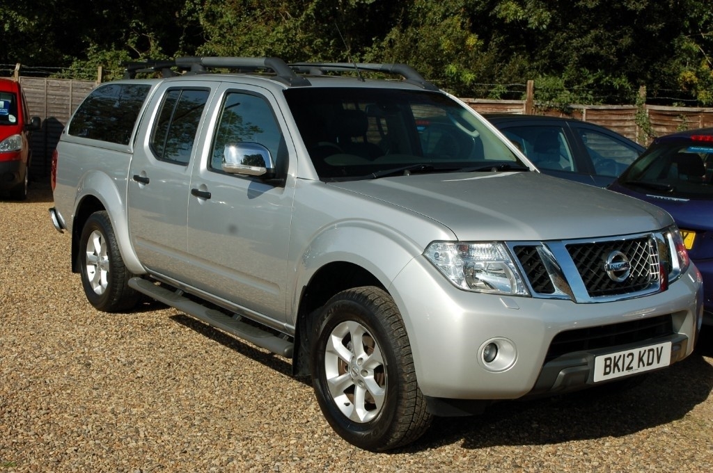 Nissan navara dealers essex #10