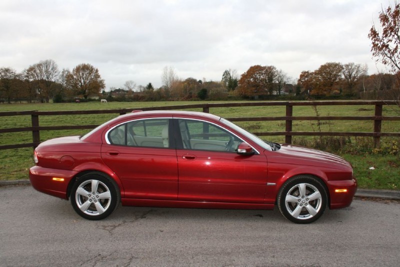 Used CHILLI RED Jaguar XType for Sale Surrey