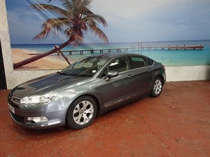 used Citroen C5 HDI 16V Exclusive 4dr in South-Wales used Citroen C5 HDI 16V Exclusive 4dr in South-Wales