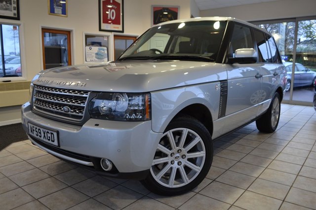 used Land Rover Range Rover TDV8 VOGUE SE FULL LANDROVER SERVICE HISTORY in forest-of-dean-gloucestershire used Land Rover Range Rover TDV8 VOGUE SE FULL LANDROVER SERVICE HISTORY in forest-of-dean-gloucestershire