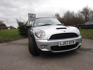 used MINI Hatch COOPER S in guildford-surrey used MINI Hatch COOPER S in guildford-surrey