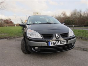 used Renault Grand Scenic DYNAMIQUE DCI in guildford-surrey used Renault Grand Scenic DYNAMIQUE DCI in guildford-surrey