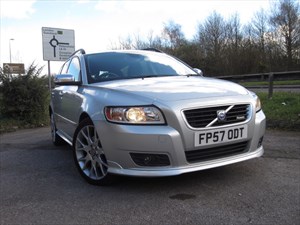 used Volvo V50 SE SPORT D R DESIGN in guildford-surrey used Volvo V50 SE SPORT D R DESIGN in guildford-surrey