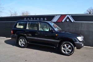 used Toyota Land Cruiser Amazon 4.2 TD Auto - With Rear Entertainment System in devon used Toyota Land Cruiser Amazon 4.2 TD Auto - With Rear Entertainment System in devon
