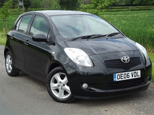 used Toyota Yaris T SPIRIT VVT-I MM + FULL LEATHER ~ VERY LOW MILES in oxfordshire used Toyota Yaris T SPIRIT VVT-I MM + FULL LEATHER ~ VERY LOW MILES in oxfordshire