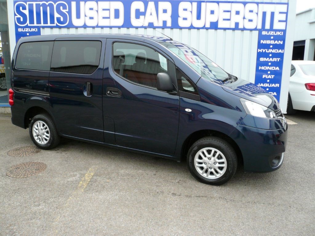 Nissan nv200 combi used #10