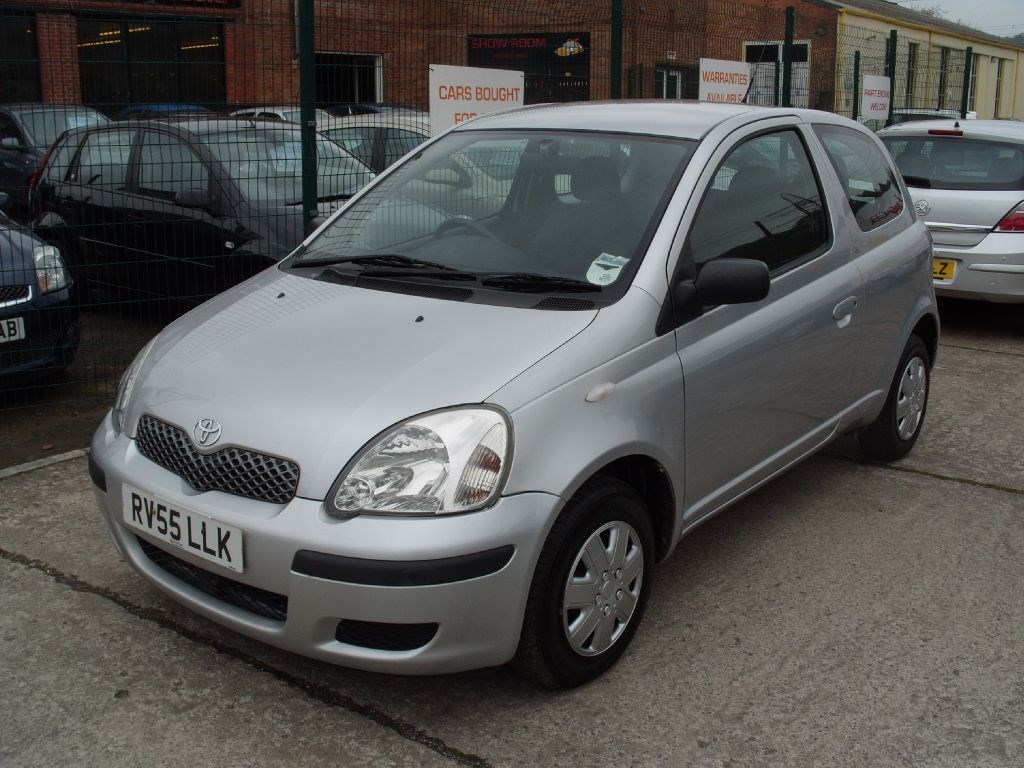 Toyota yaris t2 for sale