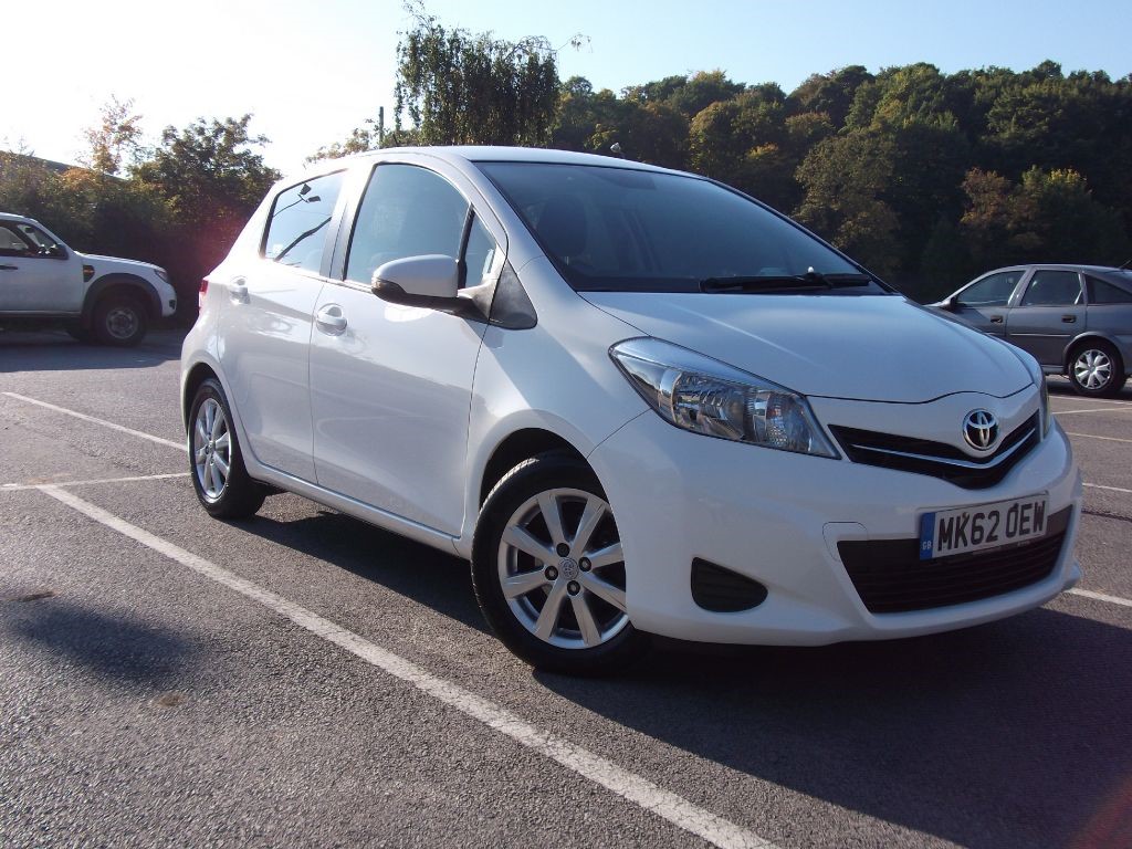 toyota yaris for sale in west yorkshire #1