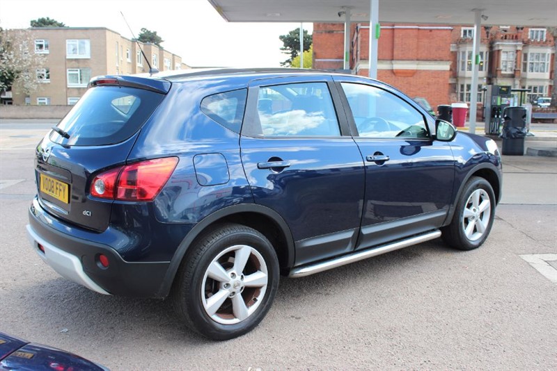 Nissan qashqai for sale in herts #9