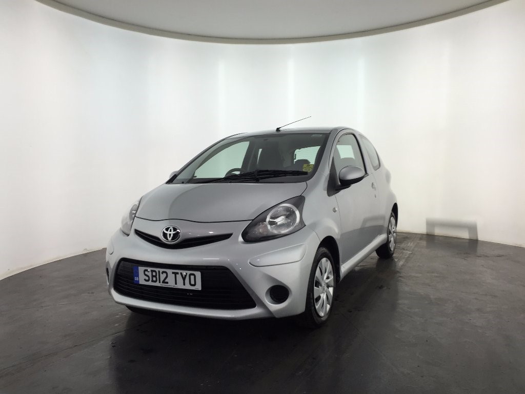 used toyota aygo leicester #5