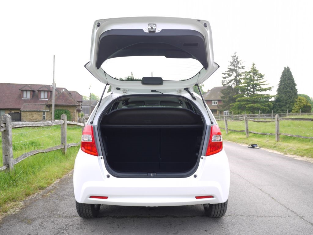 Used Honda Jazz, for sale in Surrey