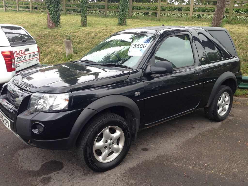 Click to view larger images of this Land Rover Freelander