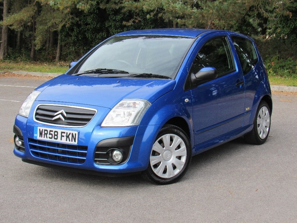 The Citroen C2 In Blue: A Timeless Look? - jsevjm1