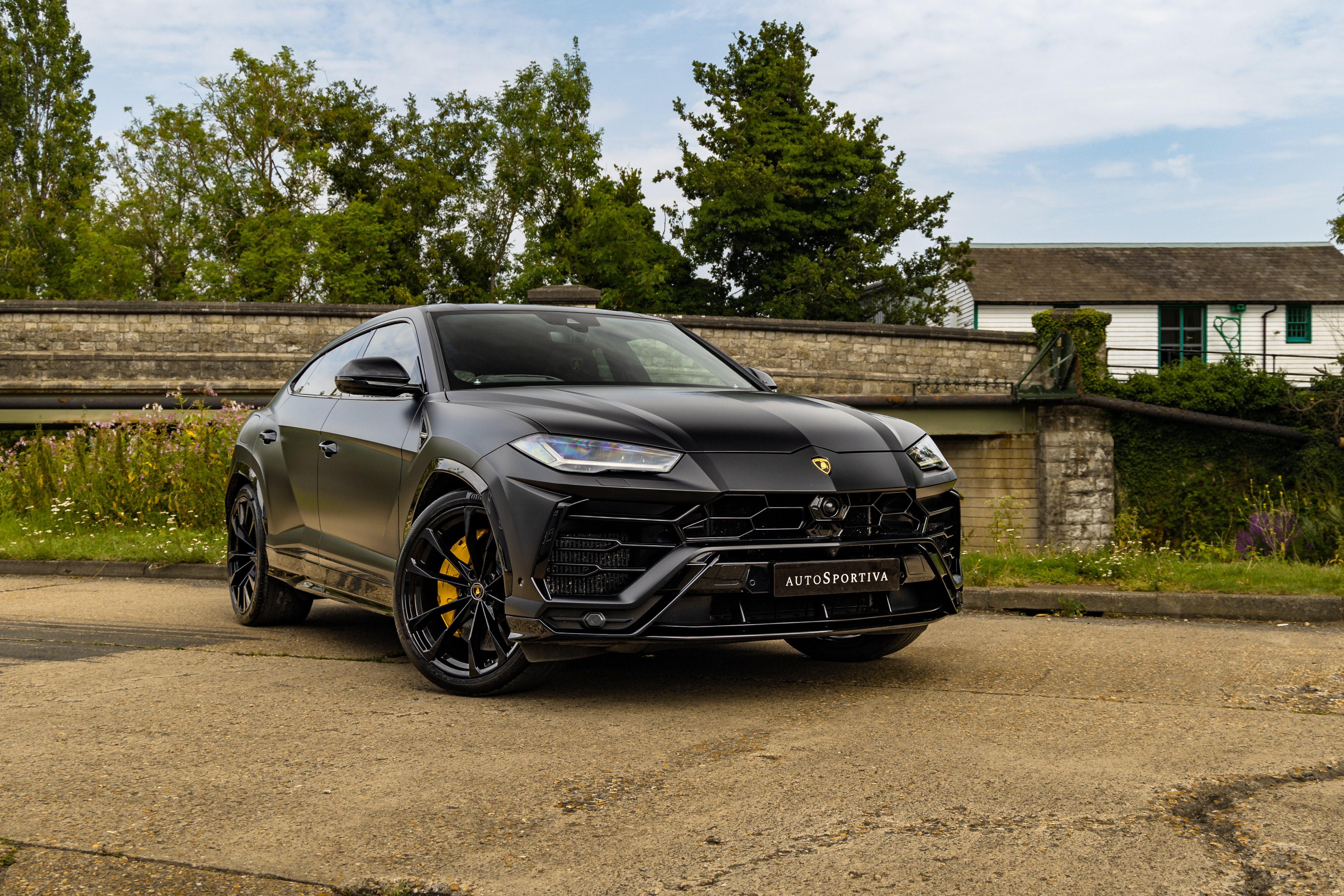 Why Italian Sports Cars Are The Best