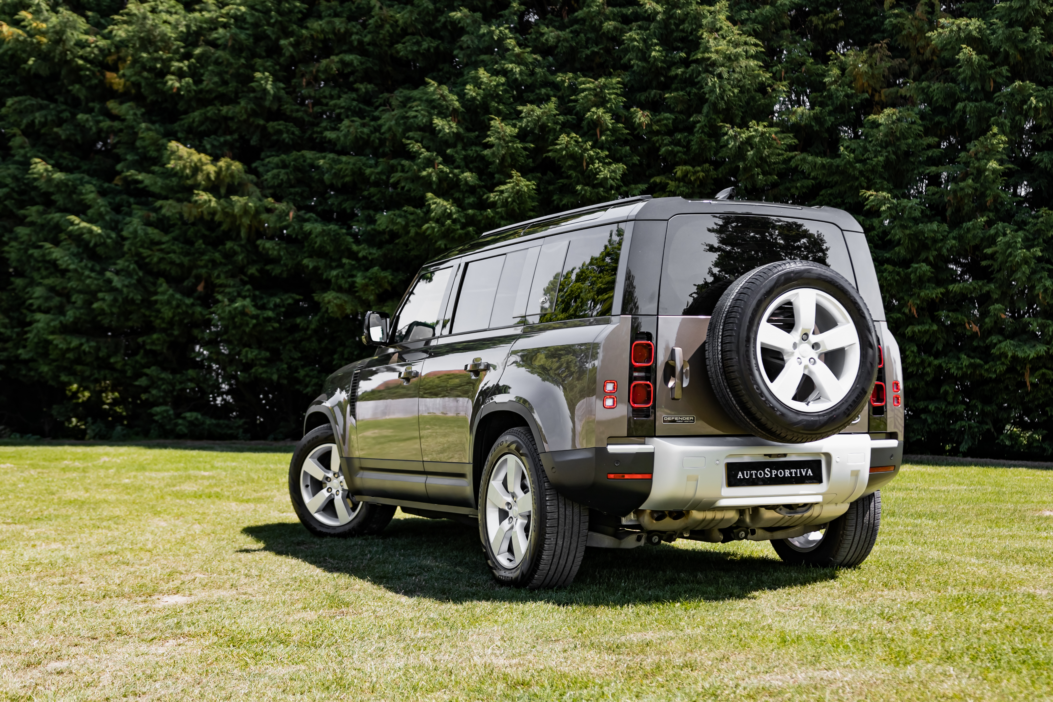 The Difference Between a Range Rover and a Land Rover: Unveiling the Luxury SUV Distinction