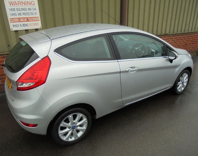 Used ford fiesta for sale in berkshire #4