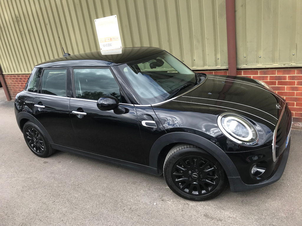 2019 MINI Hatch