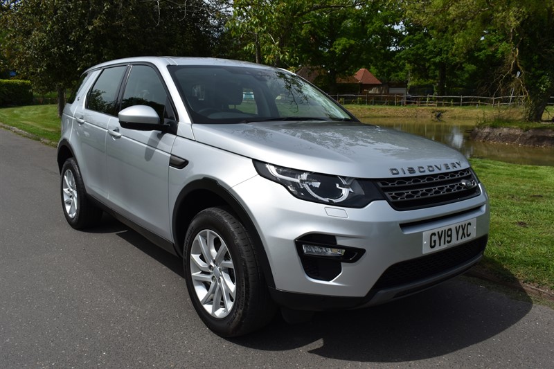used Land Rover Discovery Sport TD4 SE TECH used cars in aldershot-hampshire