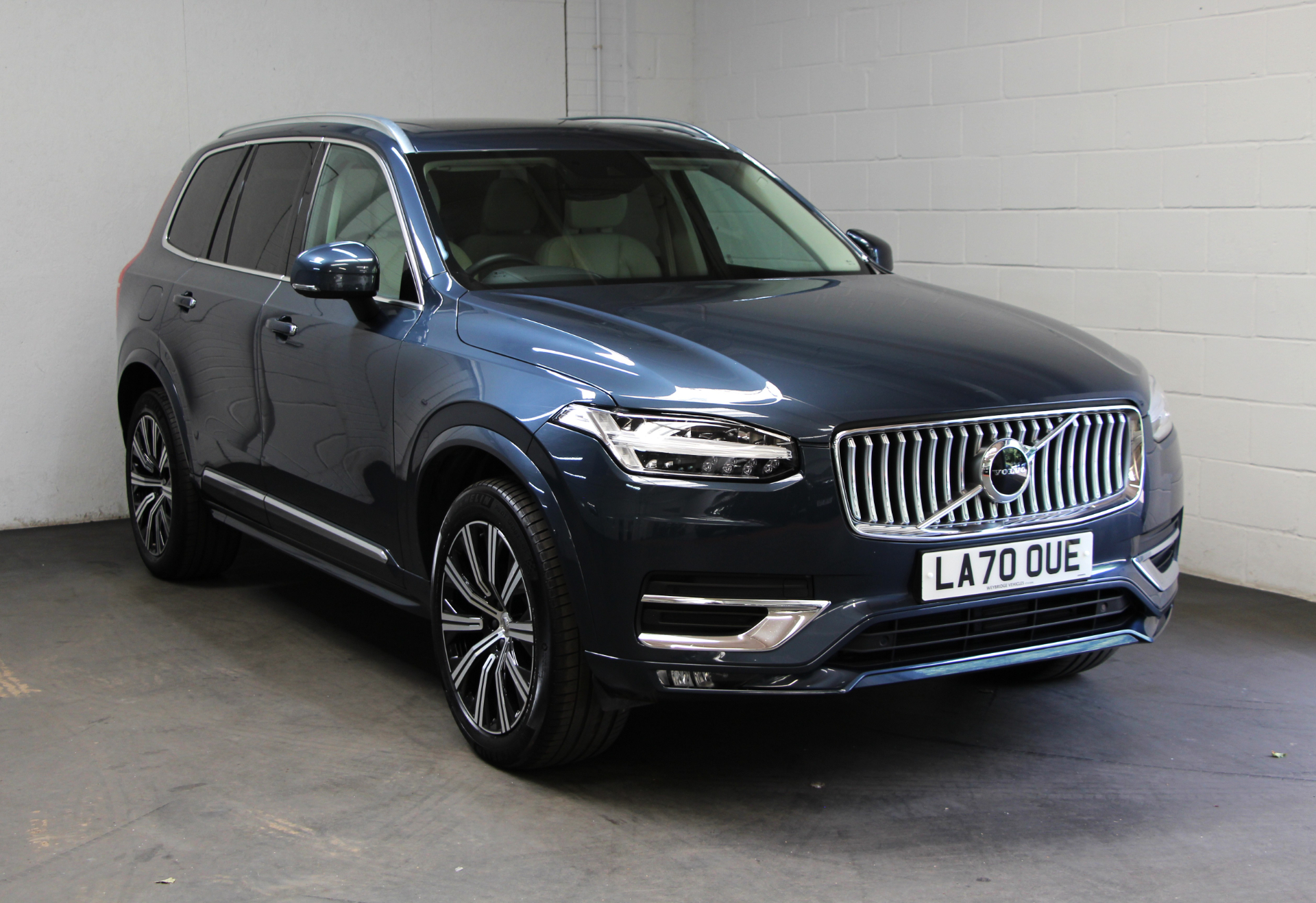 2021 Volvo XC90 thumbnail 12