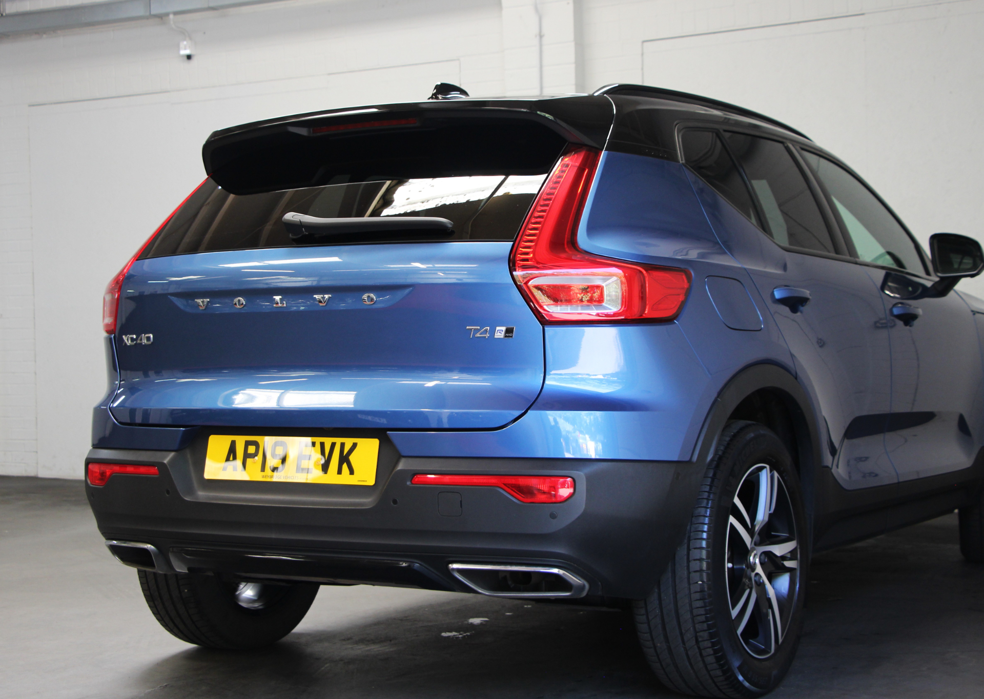 2019 Volvo XC40 thumbnail 18