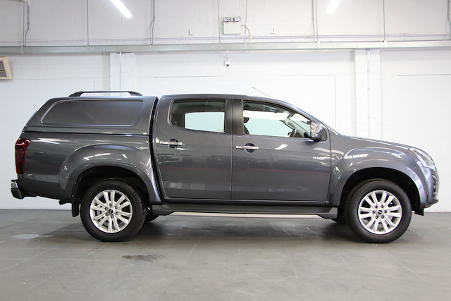 Used Isuzu D-Max in West Byfleet, Surrey