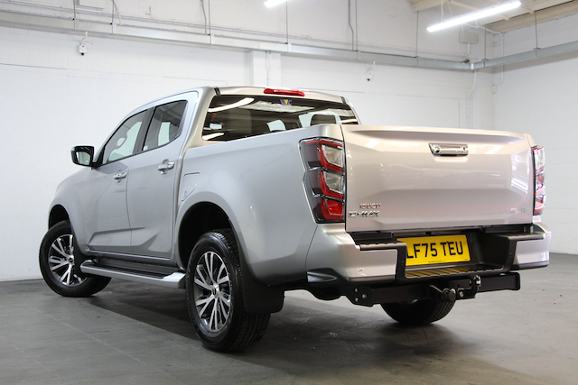 Used Isuzu D-Max in West Byfleet, Surrey