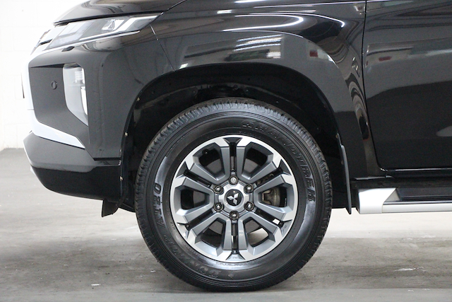 Used Mitsubishi L200