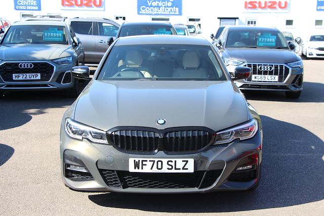 Used BMW 320i in West Byfleet, Surrey