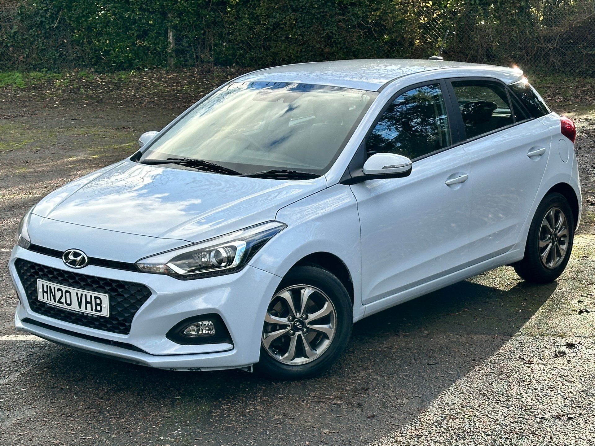 Used Hyundai i20 for sale in East Molesey, Surrey