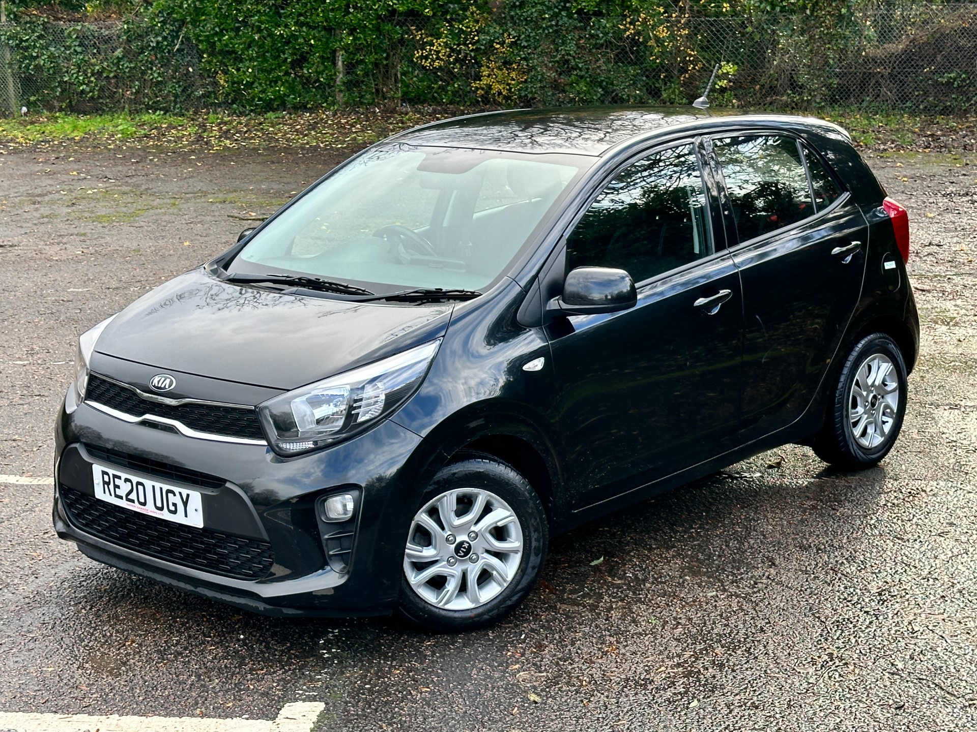 Used Kia Picanto for sale in East Molesey Surrey Mach One Cars