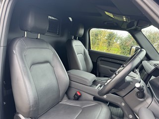 Used Land Rover Defender 90 from Quirks Car Company
