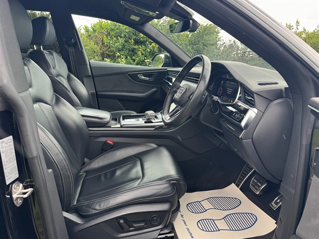 Used Audi Q8