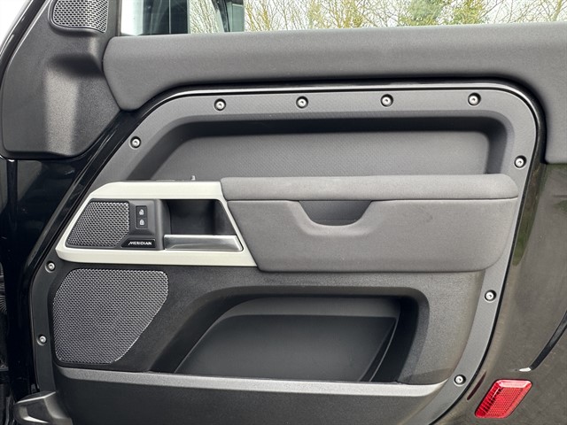 Used Land Rover Defender 90
