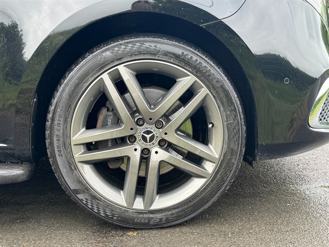 Used Mercedes V220