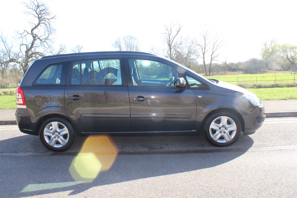 Vauxhall Zafira | JB Motors | Surrey