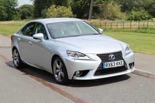 Lexus IS 300h