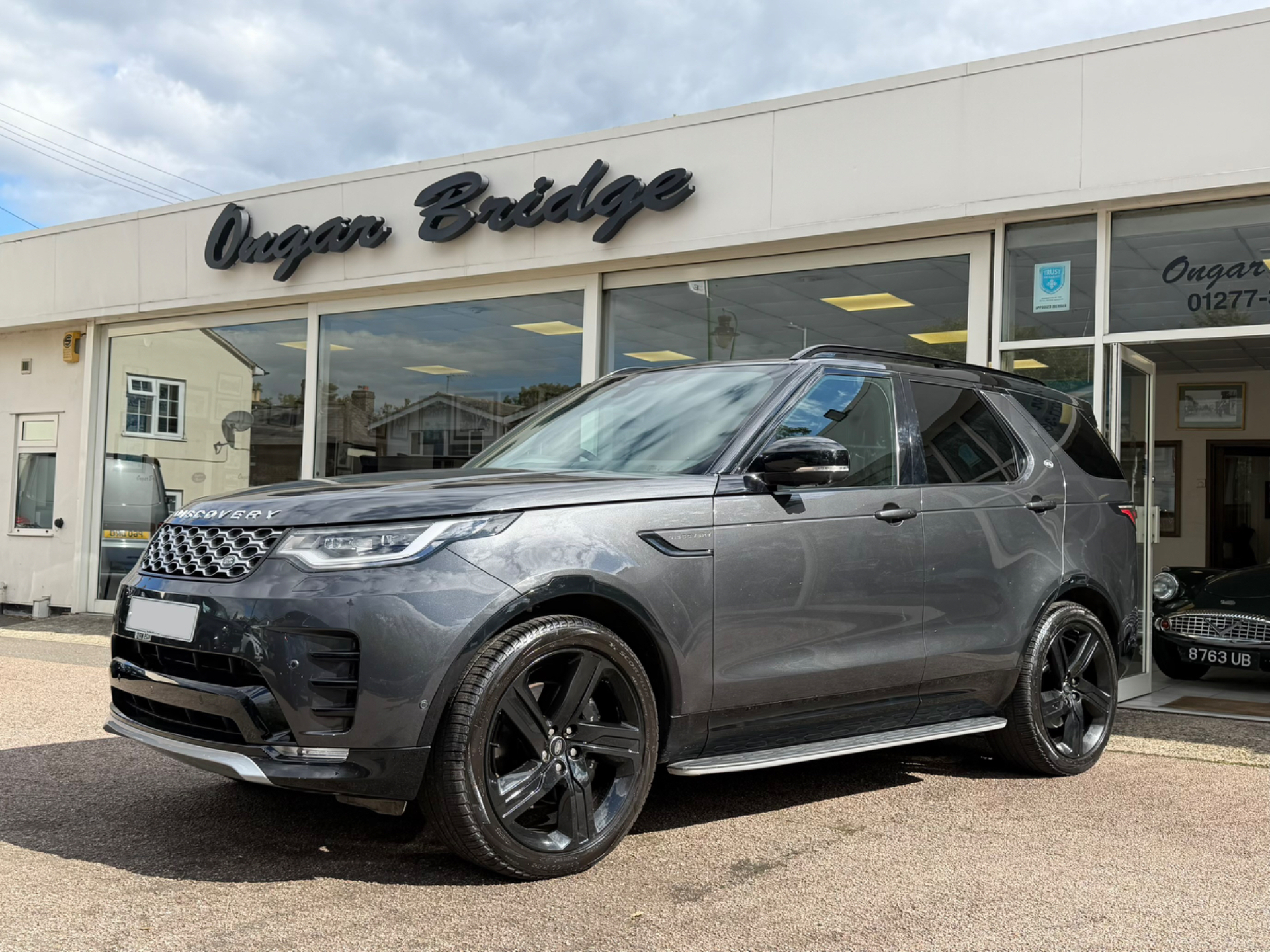 2023 Land Rover Discovery