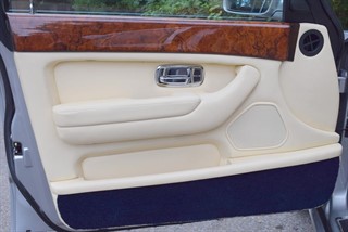 Used Bentley Arnage from Hanwells of London