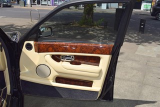 Used Bentley Arnage from Hanwells of London