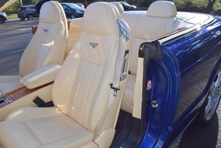Used Bentley Azure from Hanwells of London