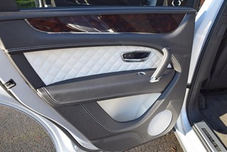 Used Bentley Bentayga from Hanwells of London