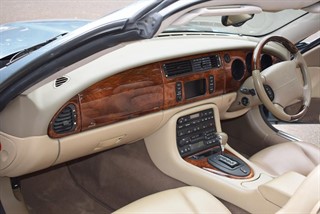 Used Jaguar XKR from Hanwells of London