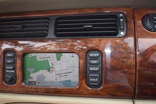 Used Jaguar XKR from Hanwells of London