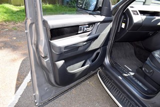 Used Land Rover Range Rover Sport from Hanwells of London