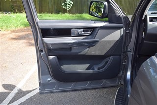 Used Land Rover Range Rover Sport from Hanwells of London