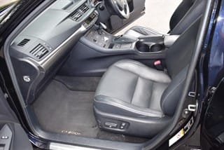 Used Lexus CT 200h from Hanwells of London