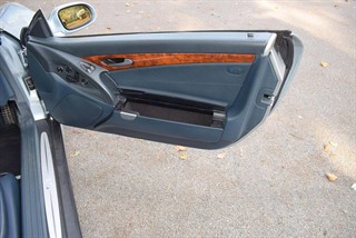 Used Mercedes SL500 from Hanwells of London