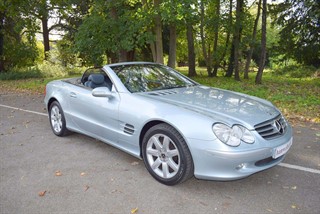Used Mercedes SL500 from Hanwells of London