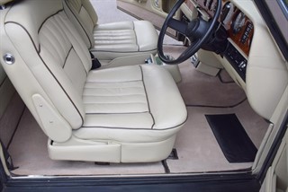 Used Rolls-Royce Corniche from Hanwells of London