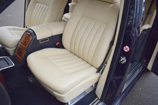Used Rolls-Royce Phantom from Hanwells of London